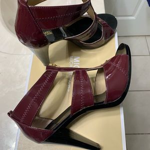 MK open toe booties